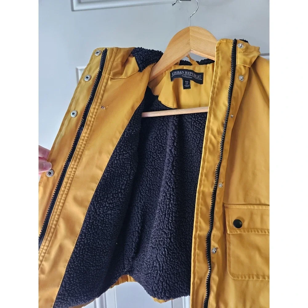 Urban Republic Toddler 3T Mustard Yellow‎ Hooded Sherpa Lined Jacket Coat